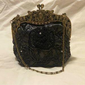 Women’s vintage beaded sequin flower handbag